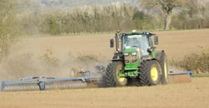 Lawn Roller vs. Cultipacker: What’s the Difference? – Landscapingplanet